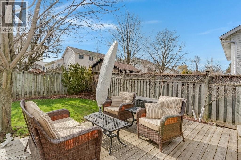 56 DAWN CRESCENT Image 37