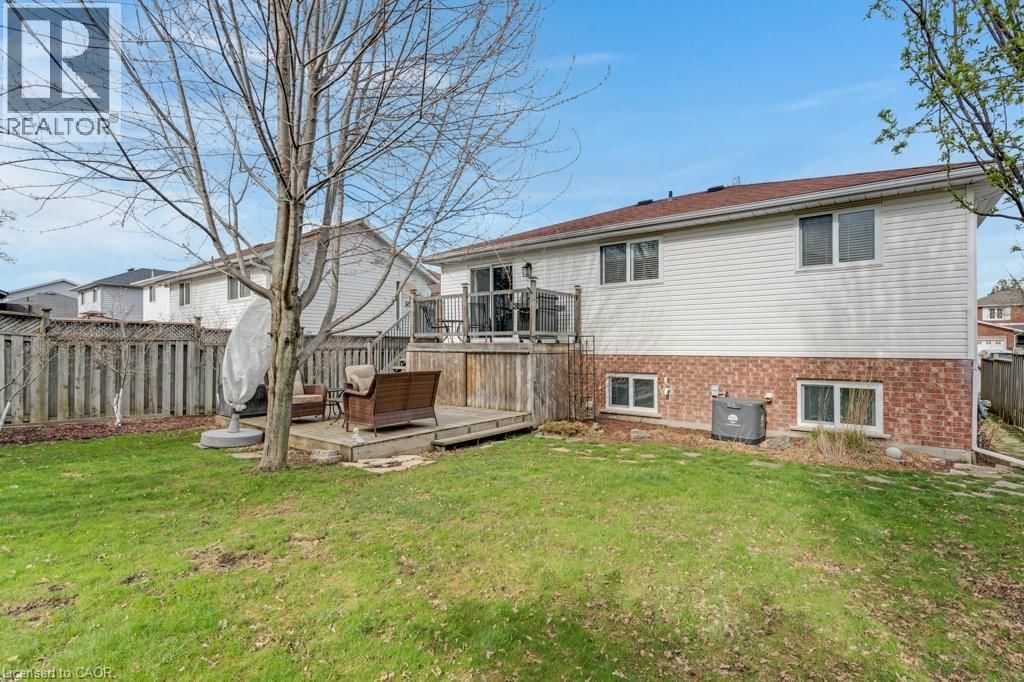 56 DAWN CRESCENT Image 38