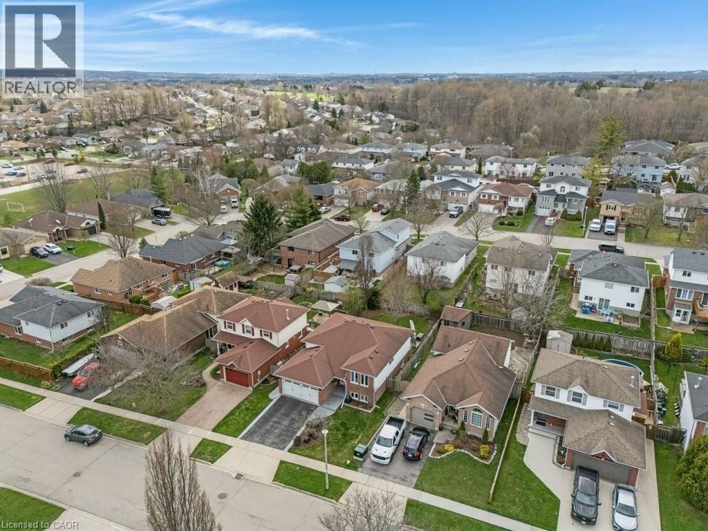 56 DAWN CRESCENT Image 42