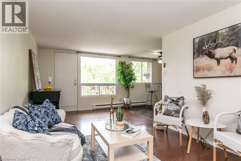 203 - 30 AVALON PLACE Image 10