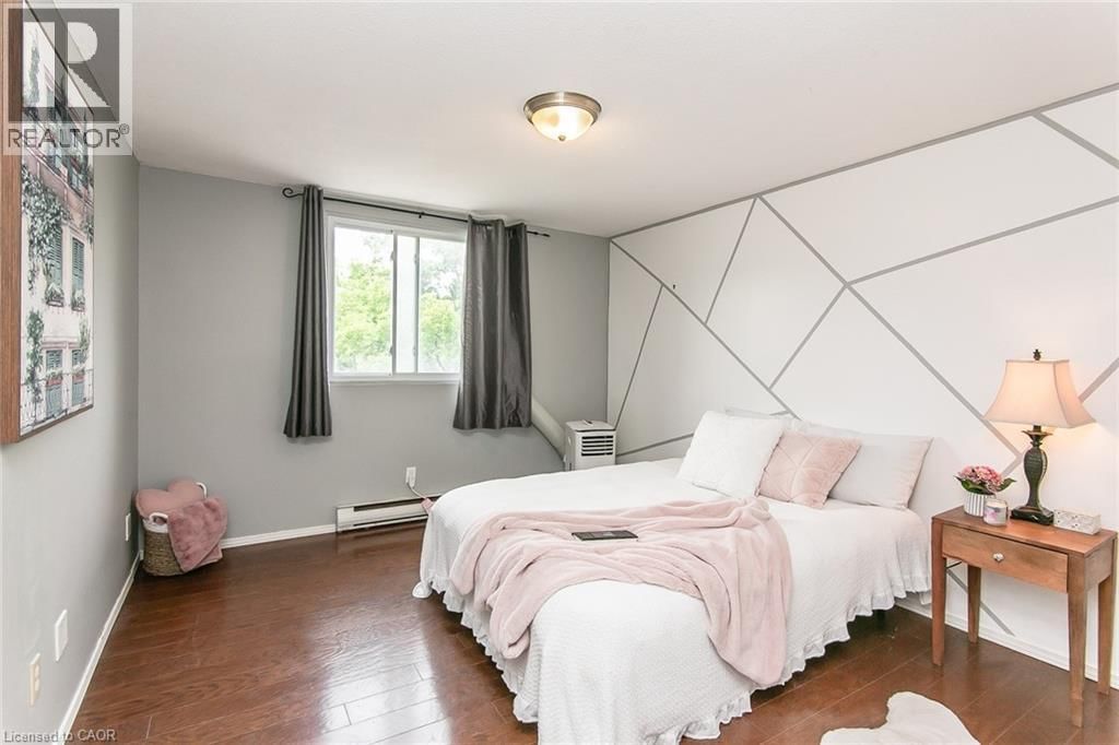 203 - 30 AVALON PLACE Image 26