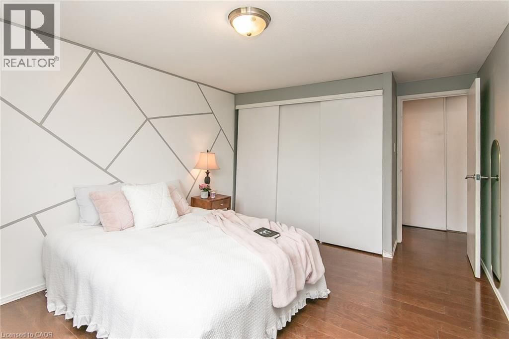 203 - 30 AVALON PLACE Image 27