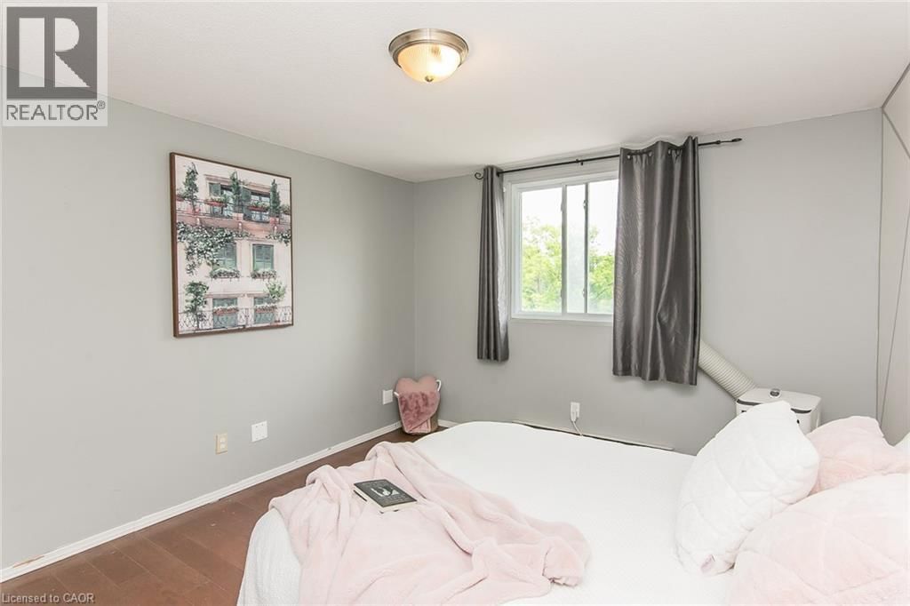 203 - 30 AVALON PLACE Image 28