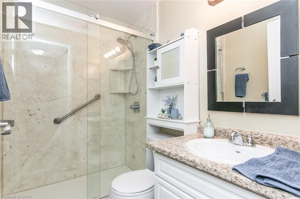 203 - 30 AVALON PLACE Image 34