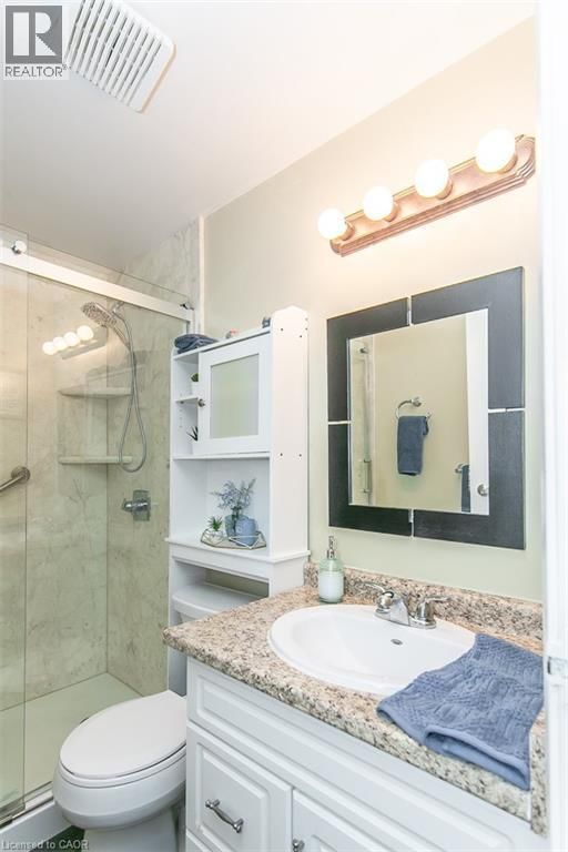 203 - 30 AVALON PLACE Image 35