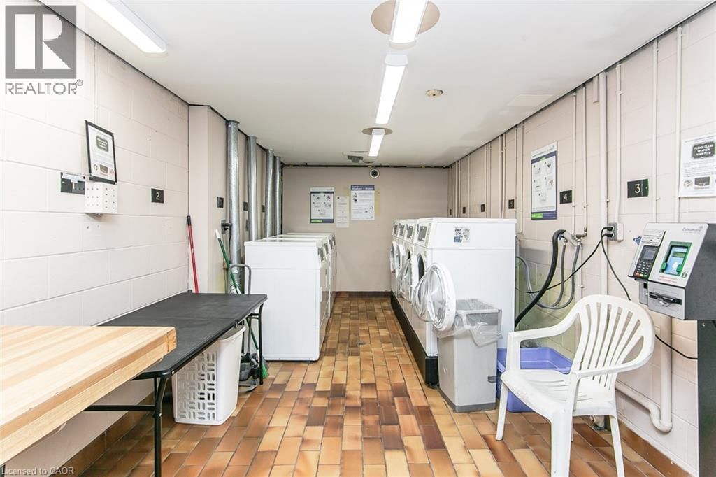 203 - 30 AVALON PLACE Image 42