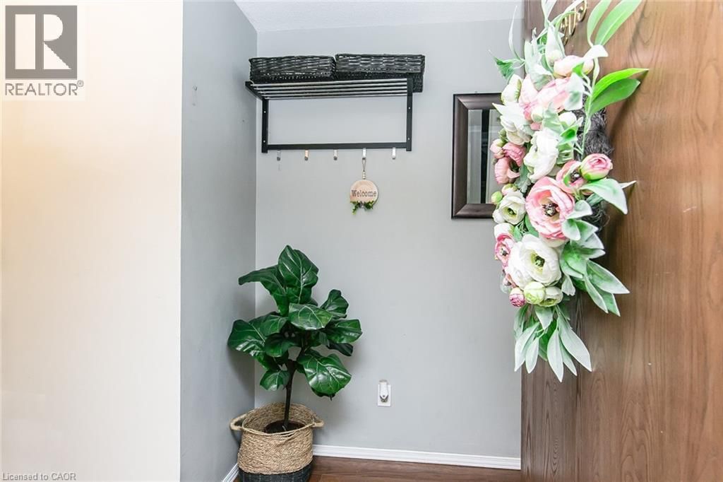 203 - 30 AVALON PLACE Image 7