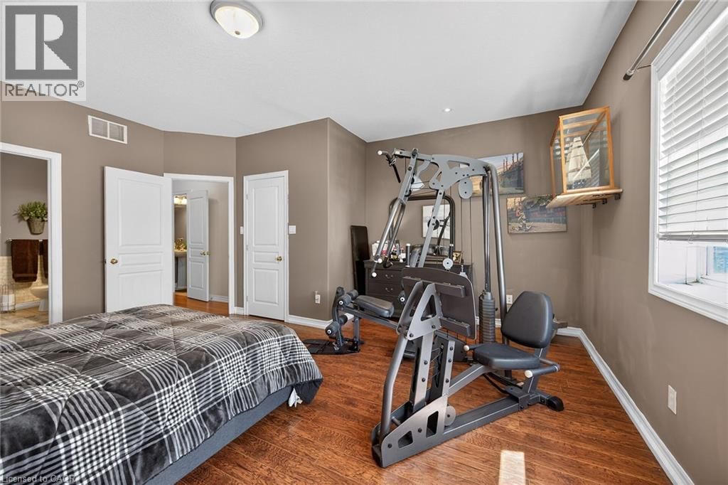 16 DOWNING STREET Image 24