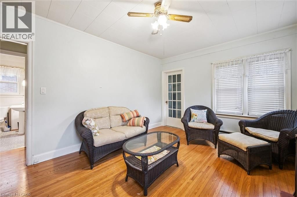 605 WATERLOO STREET SOUTH Image 18