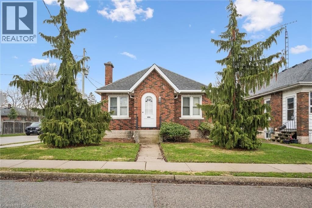 605 WATERLOO STREET SOUTH Image 2