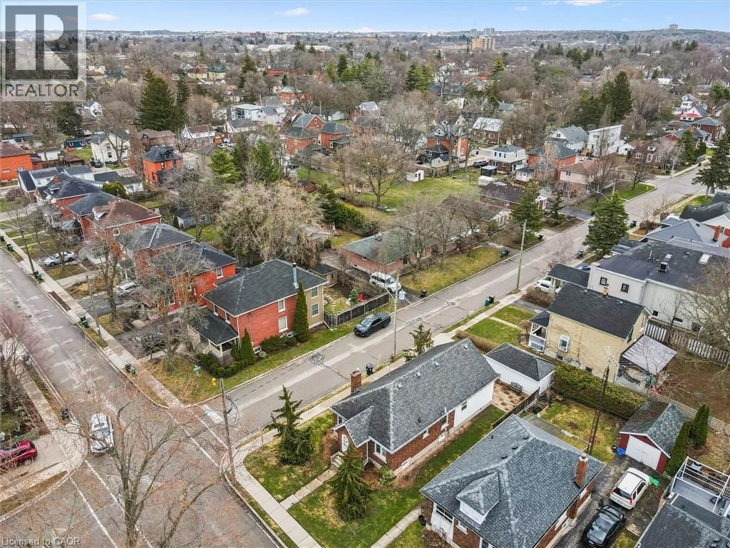 605 WATERLOO STREET SOUTH Image 31