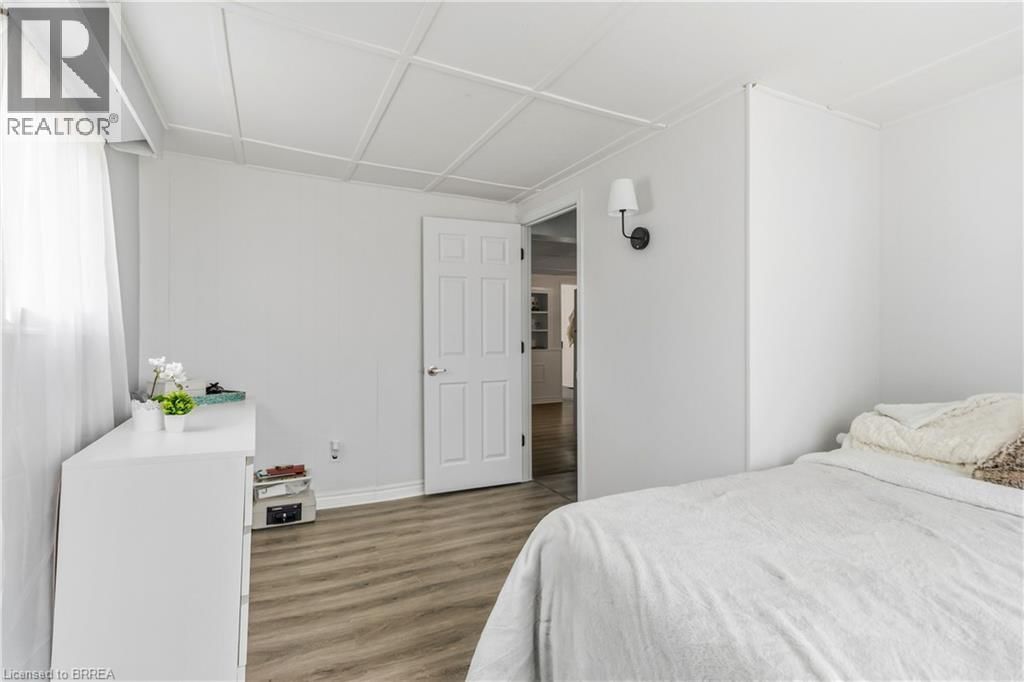 1 KINGS LANE Image 27