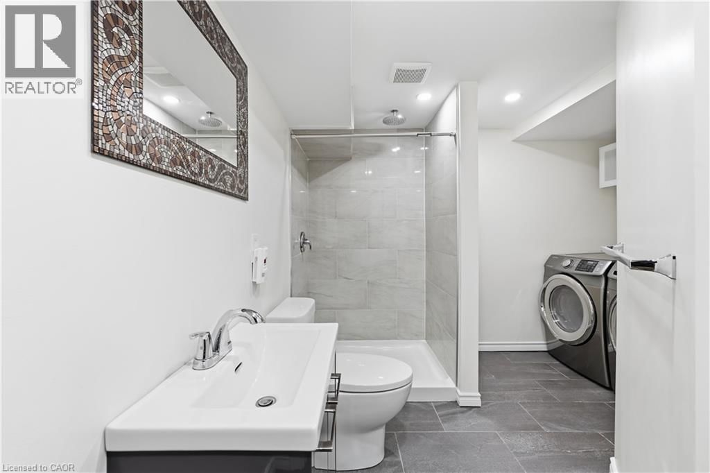 154 - 11 QUEENSLEA DRIVE Image 25