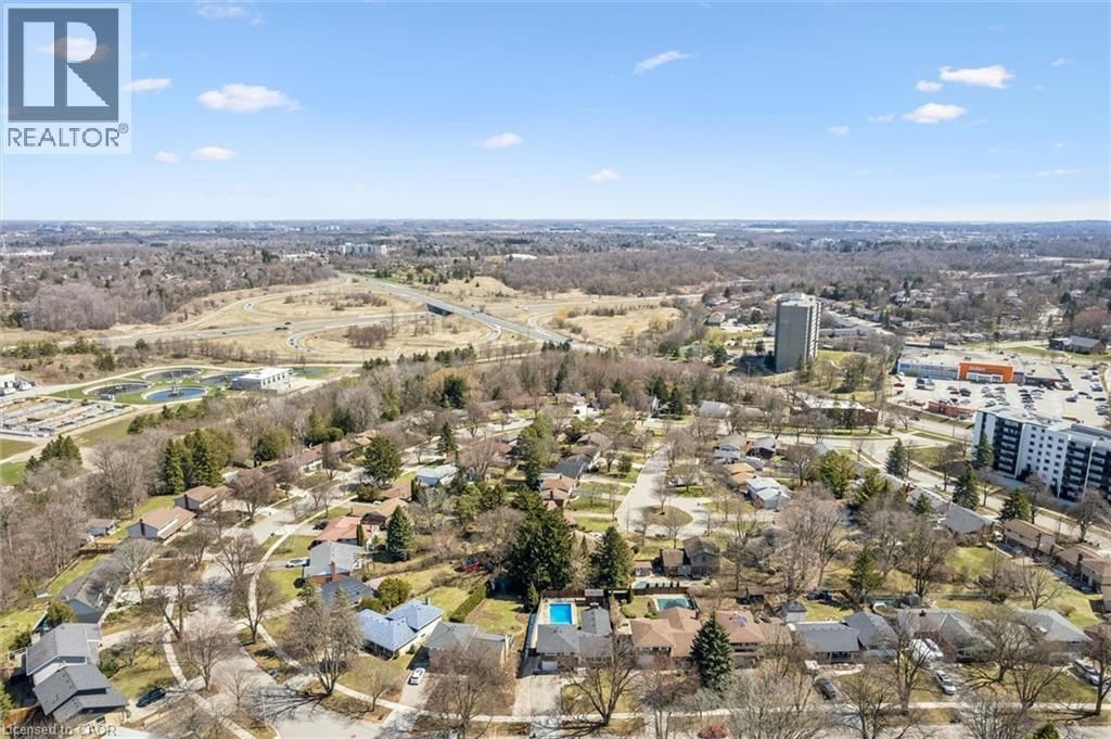 316 DALE CRESCENT Image 47