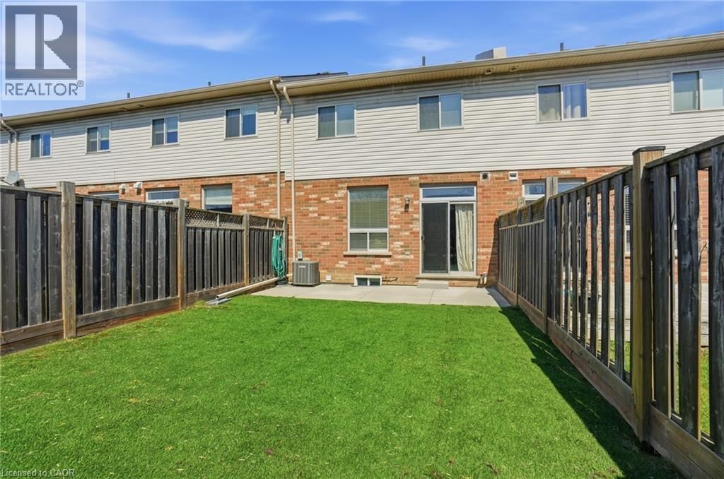 13 MARINA POINT CRESCENT Image 38