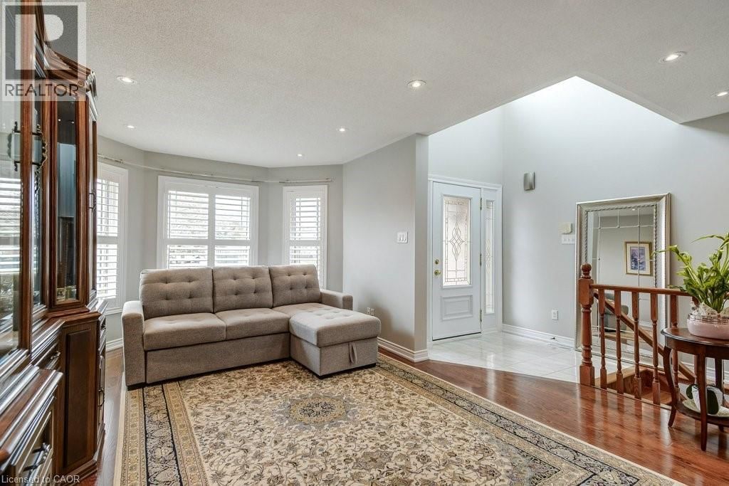 1248 HERITAGE WAY Image 8