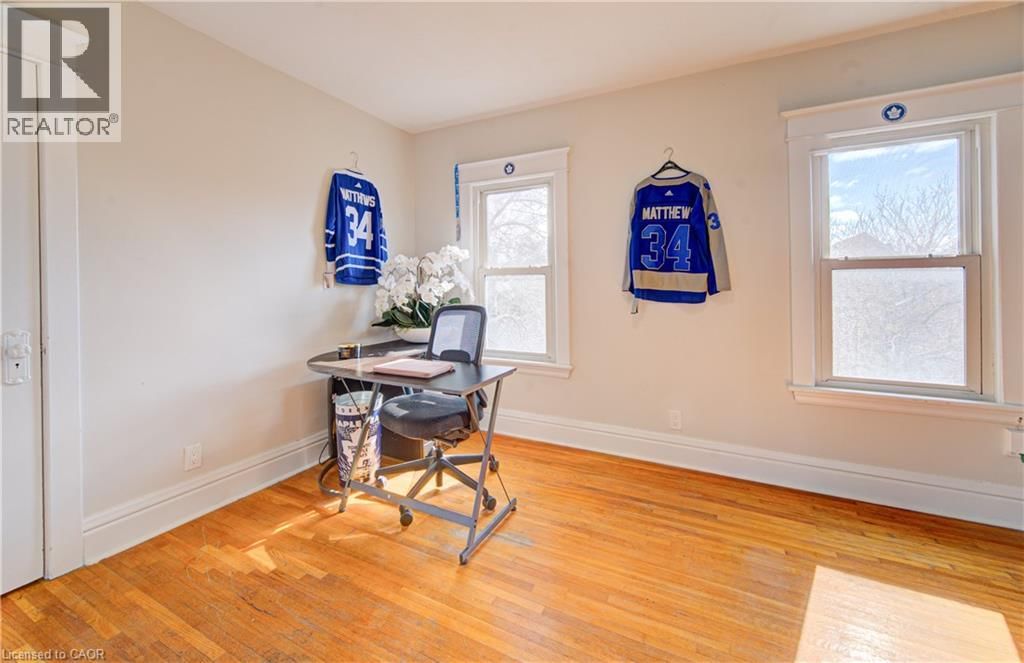 54 BELMONT AVENUE Image 27