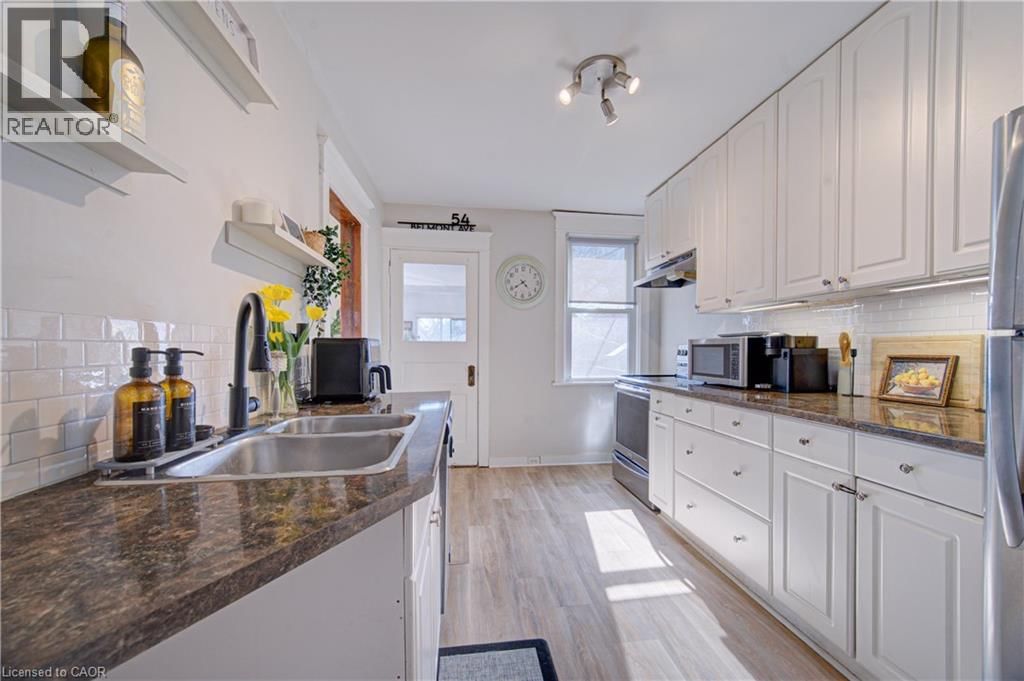 54 BELMONT AVENUE Image 9