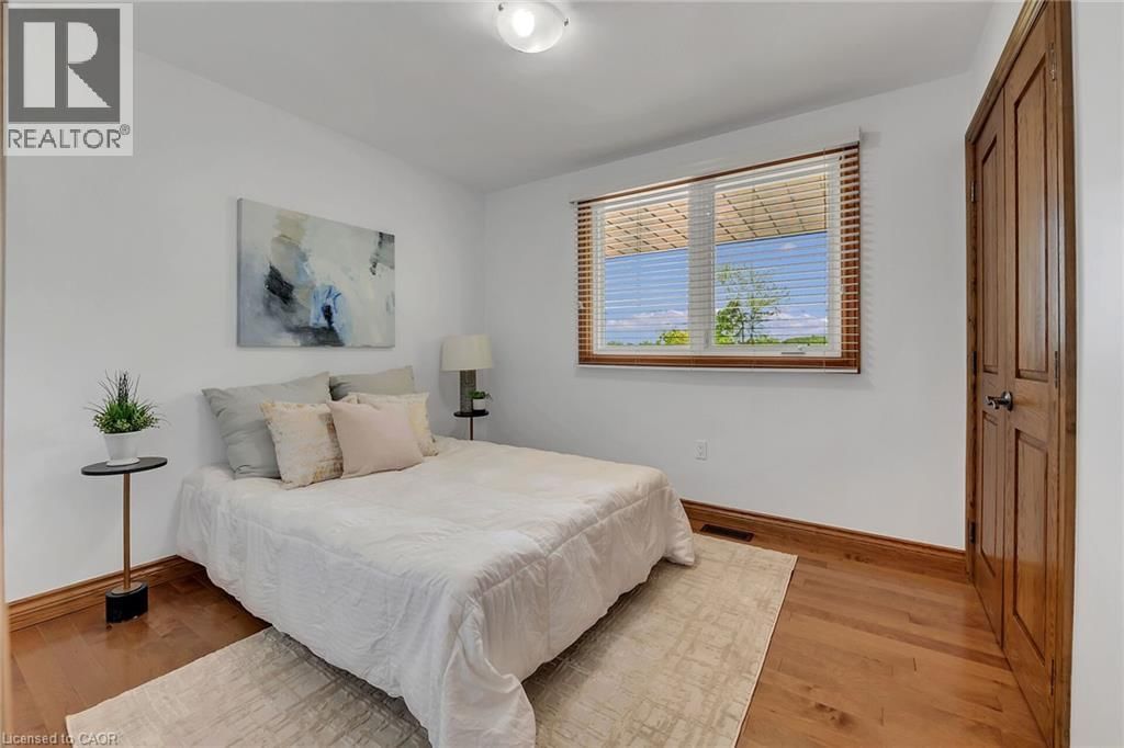 617 EIGHTH ROAD EAST Image 16