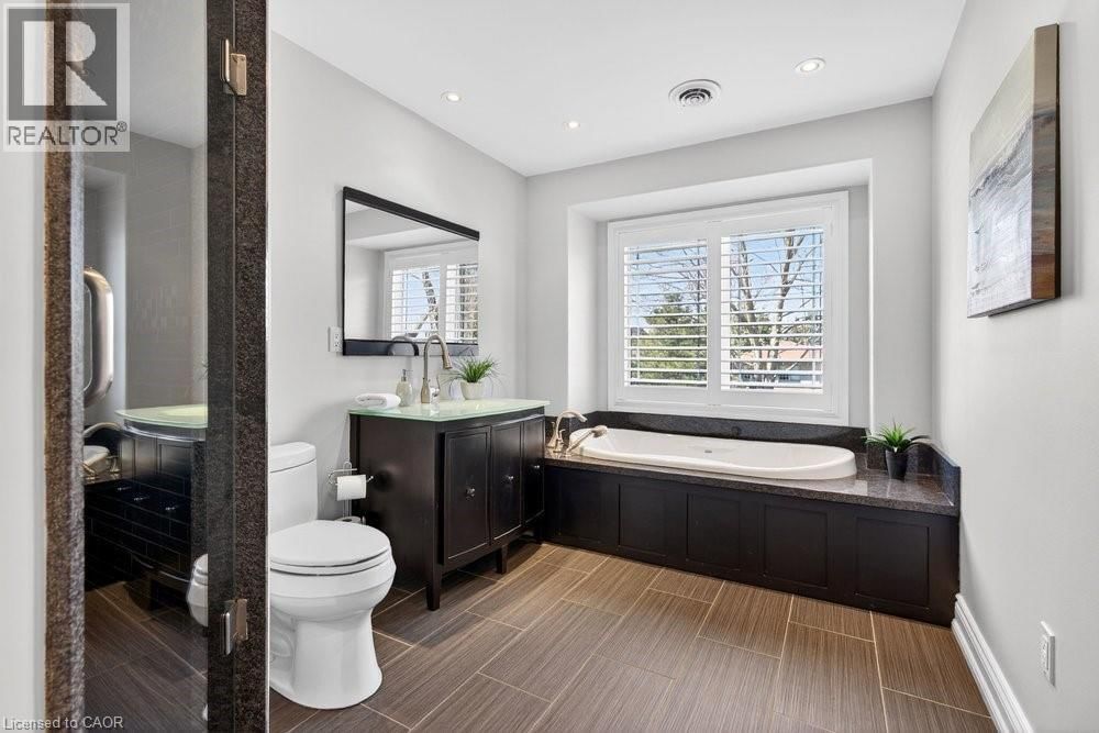 1374 SECORD AVENUE Image 25