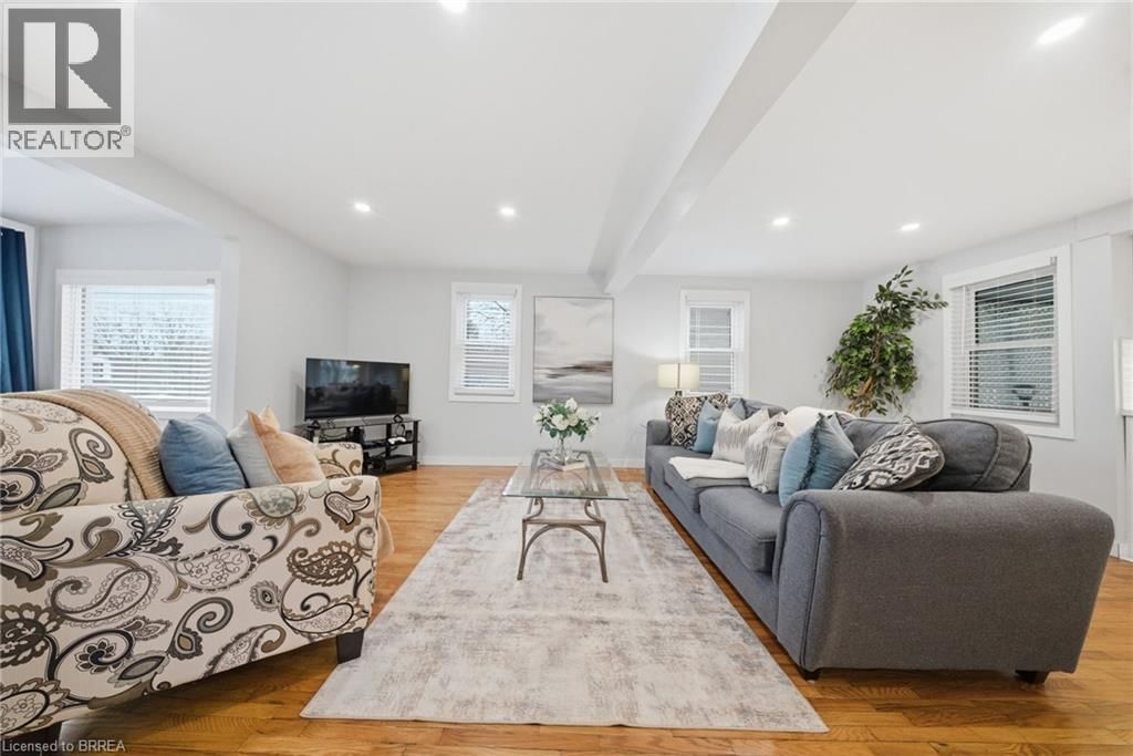 71 FOURTH AVENUE Image 4