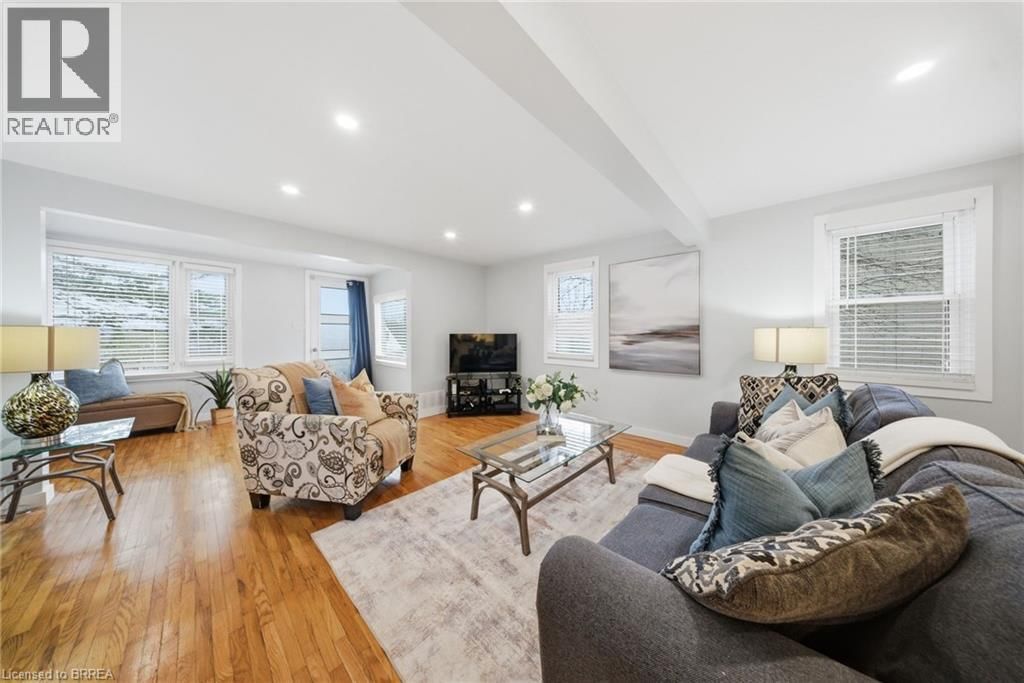 71 FOURTH AVENUE Image 5