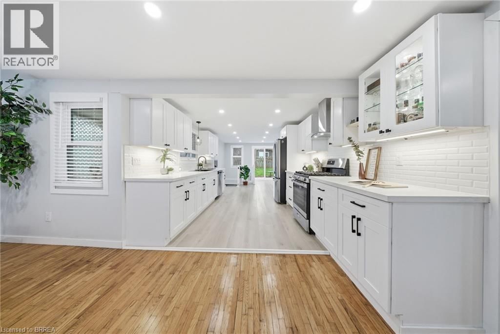 71 FOURTH AVENUE Image 6