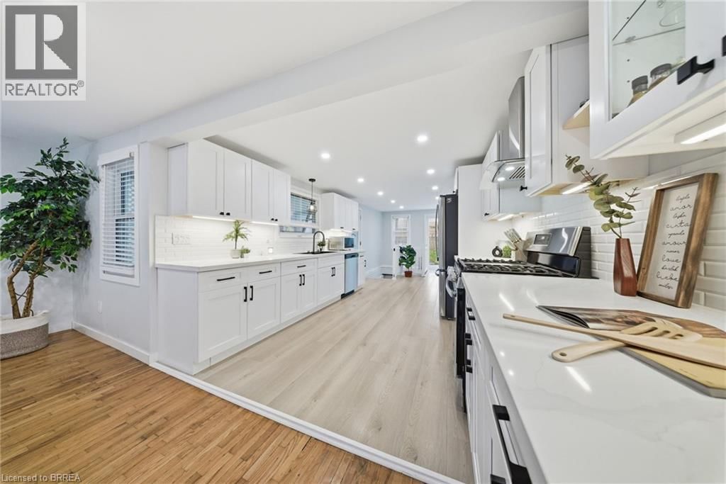 71 FOURTH AVENUE Image 7