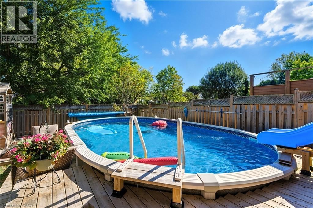 86 SUGAR MAPLE STREET Image 18