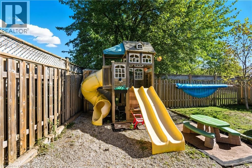 86 SUGAR MAPLE STREET Image 25