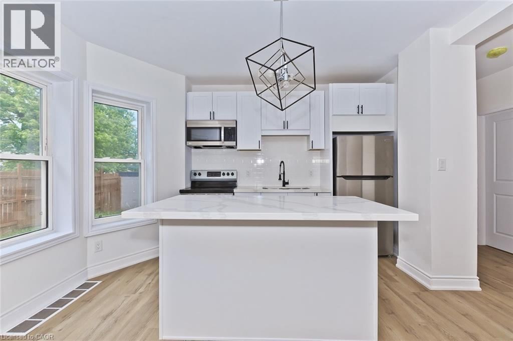 4743 RYERSON CRESCENT Image 31