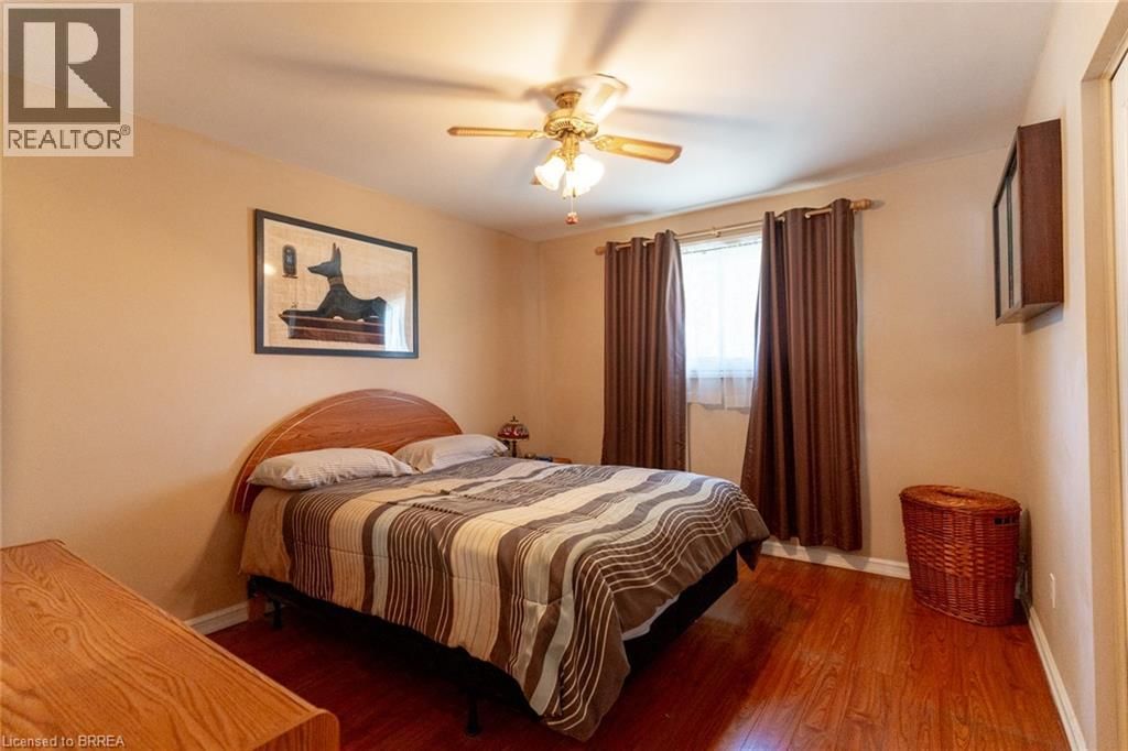 17 PALM CRESCENT Image 17