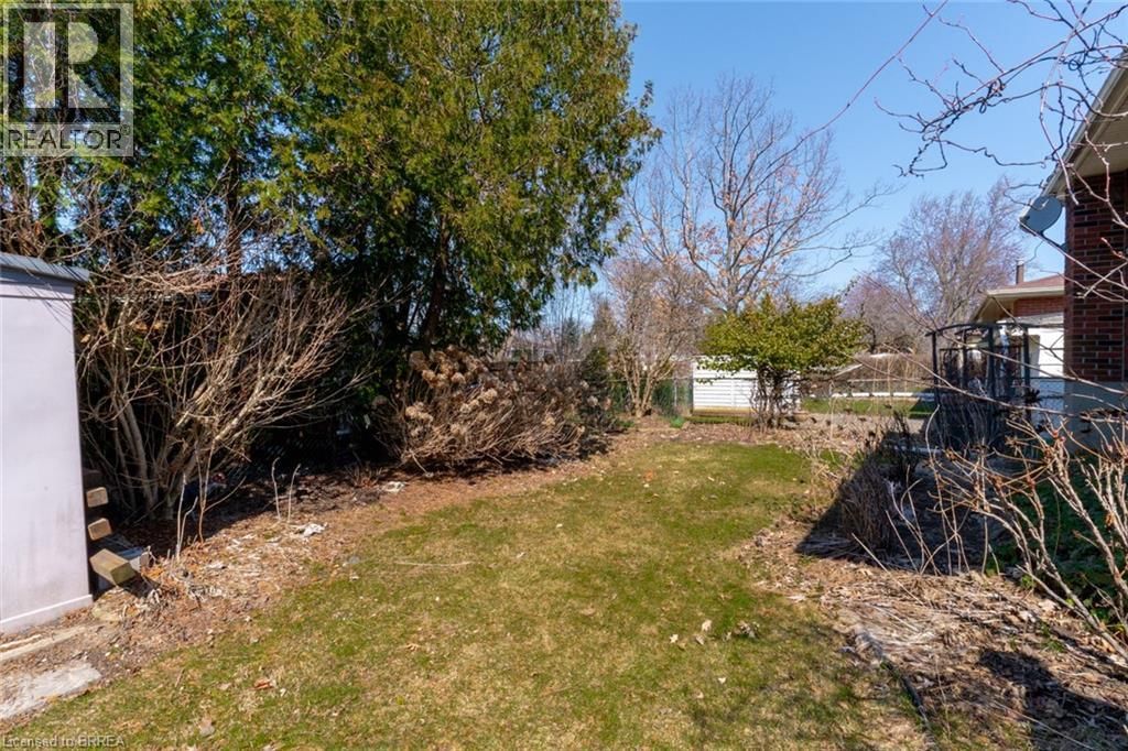 17 PALM CRESCENT Image 38