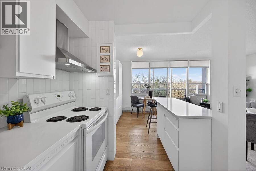 1105 - 1964 MAIN STREET WEST Image 10