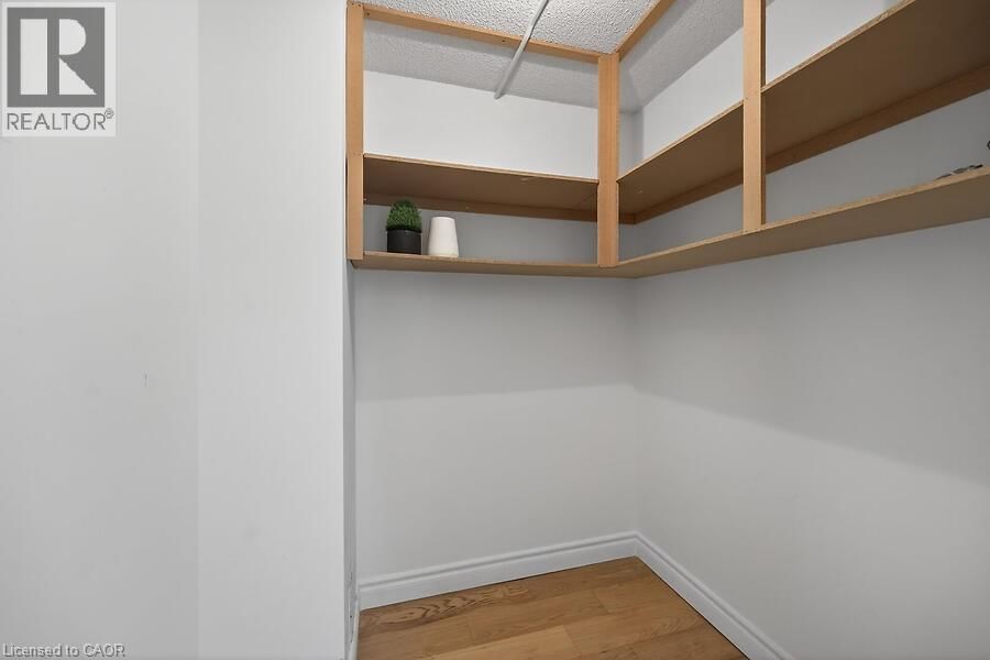 1105 - 1964 MAIN STREET WEST Image 24