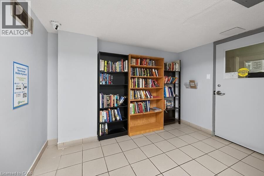 1105 - 1964 MAIN STREET WEST Image 35