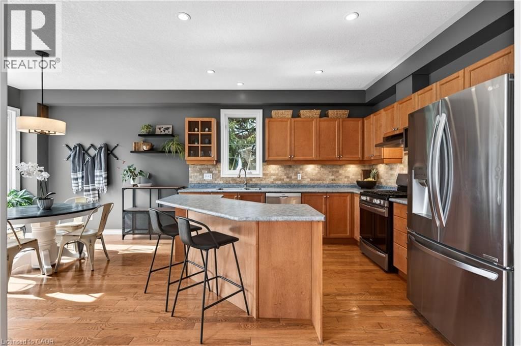 608 BLUENOSE COURT Image 19