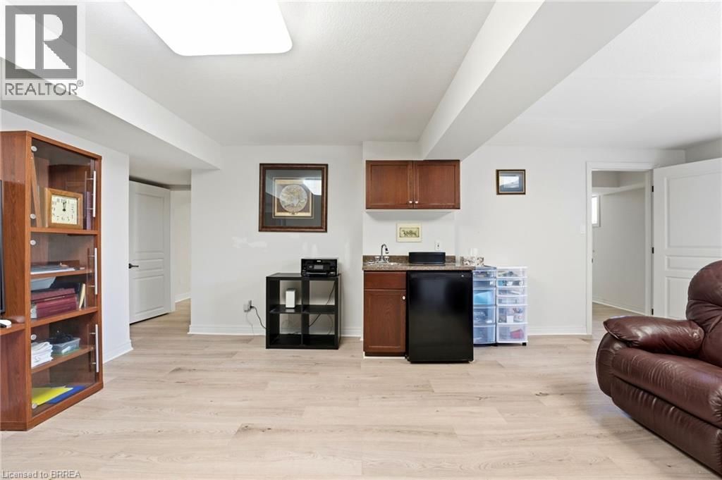 26 COBBLESTONE DRIVE Image 28