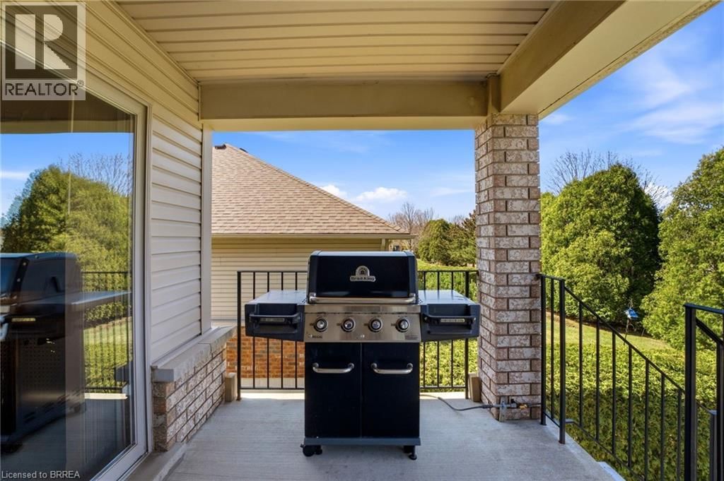 26 COBBLESTONE DRIVE Image 34