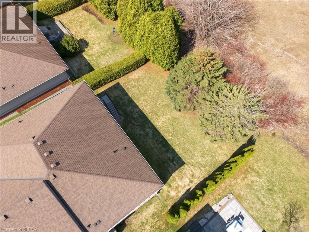 26 COBBLESTONE DRIVE Image 40