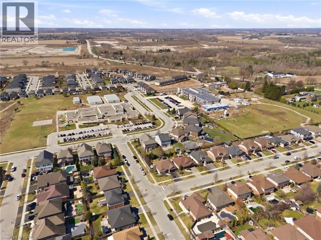 26 COBBLESTONE DRIVE Image 42