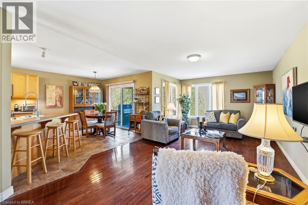 26 COBBLESTONE DRIVE Image 8