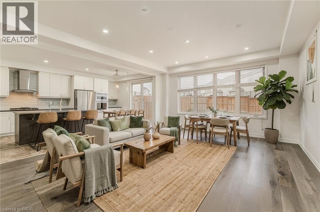 11 COMPASS TRAIL Image 15