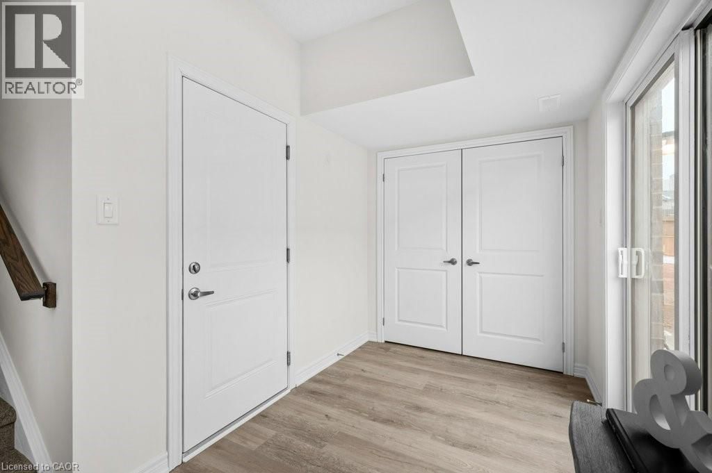 15 BINGHAM ROAD Image 32