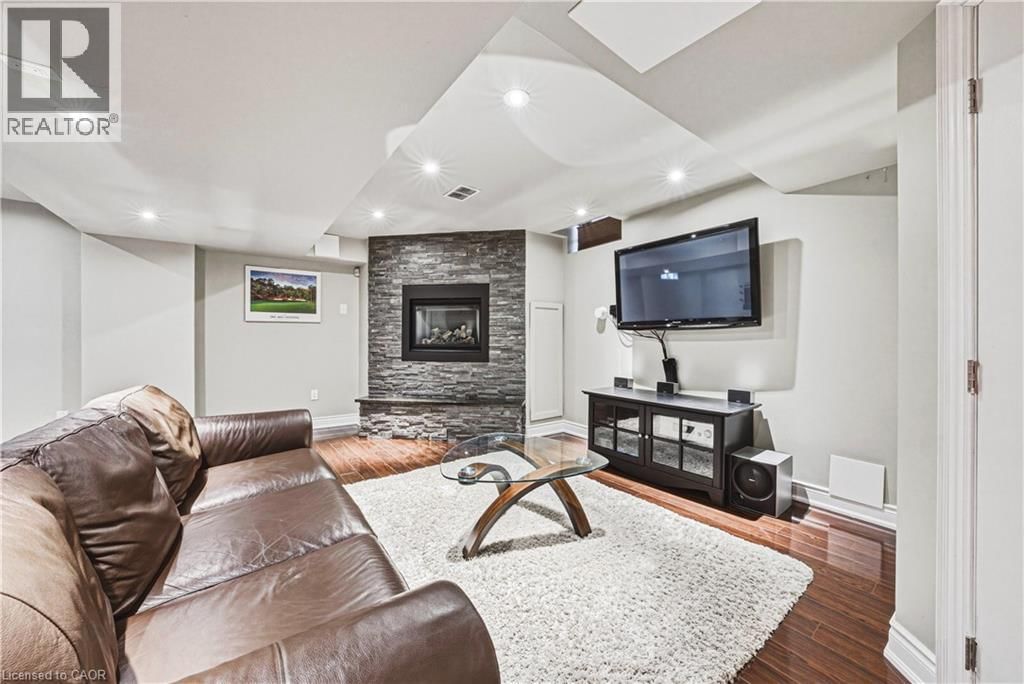 425 BURLOAK DRIVE Image 36