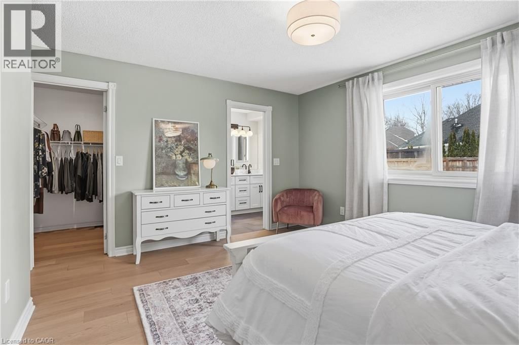 181 LAWRENCE LANE Image 15