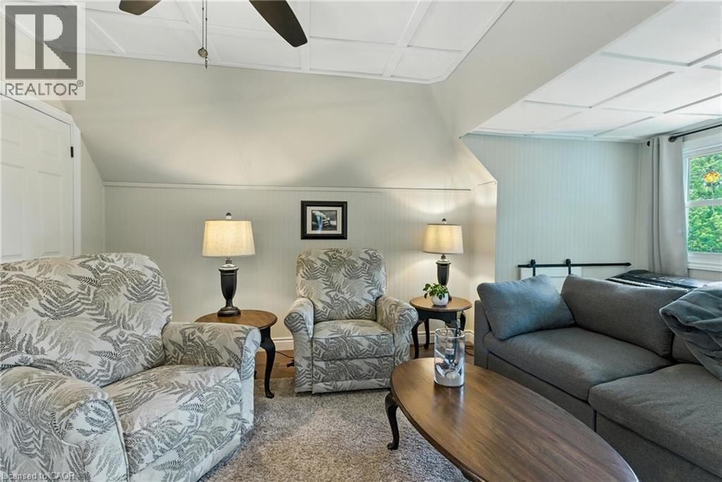 98 KENSINGTON AVENUE SOUTH Image 29