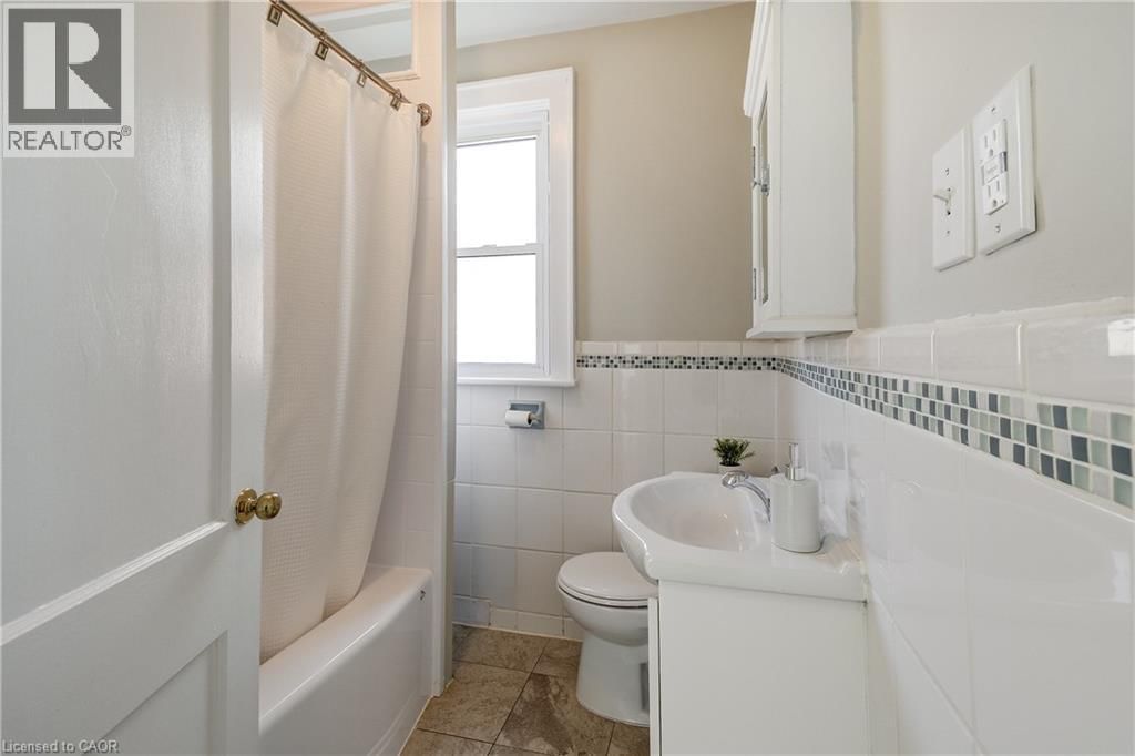 53 EAST 19TH STREET Image 14