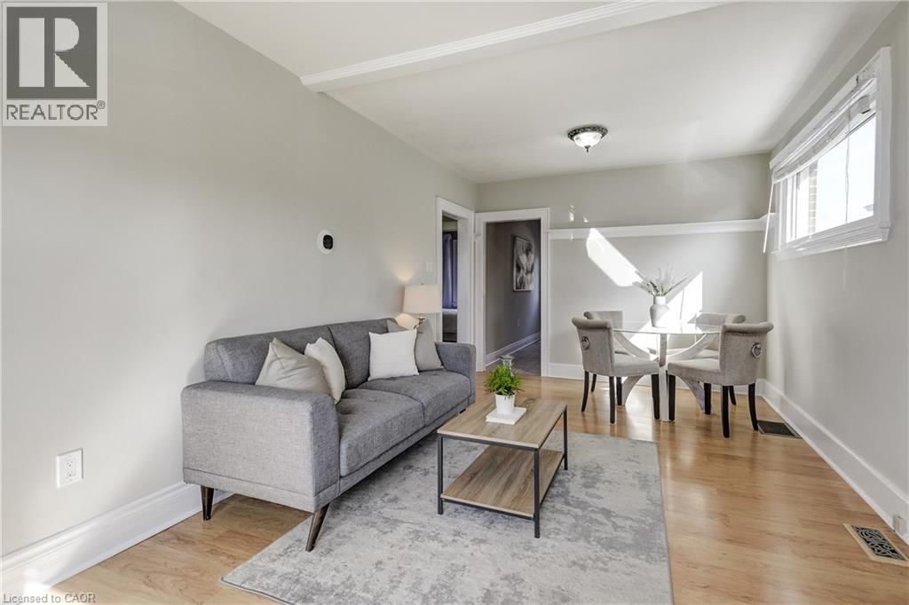 53 EAST 19TH STREET Image 4