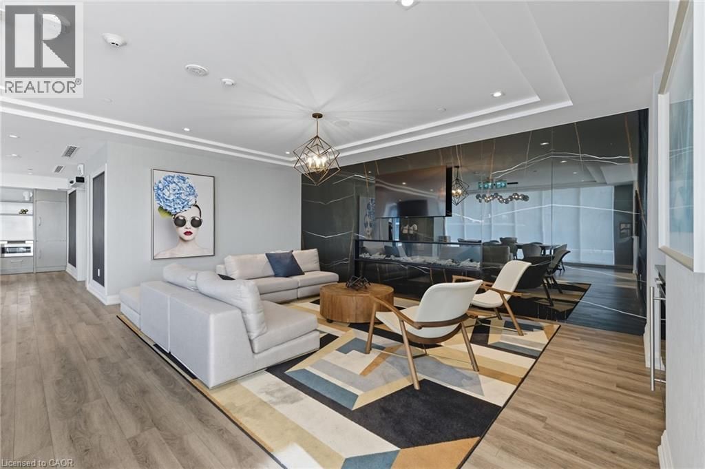 212 KING WILLIAM STREET Image 27